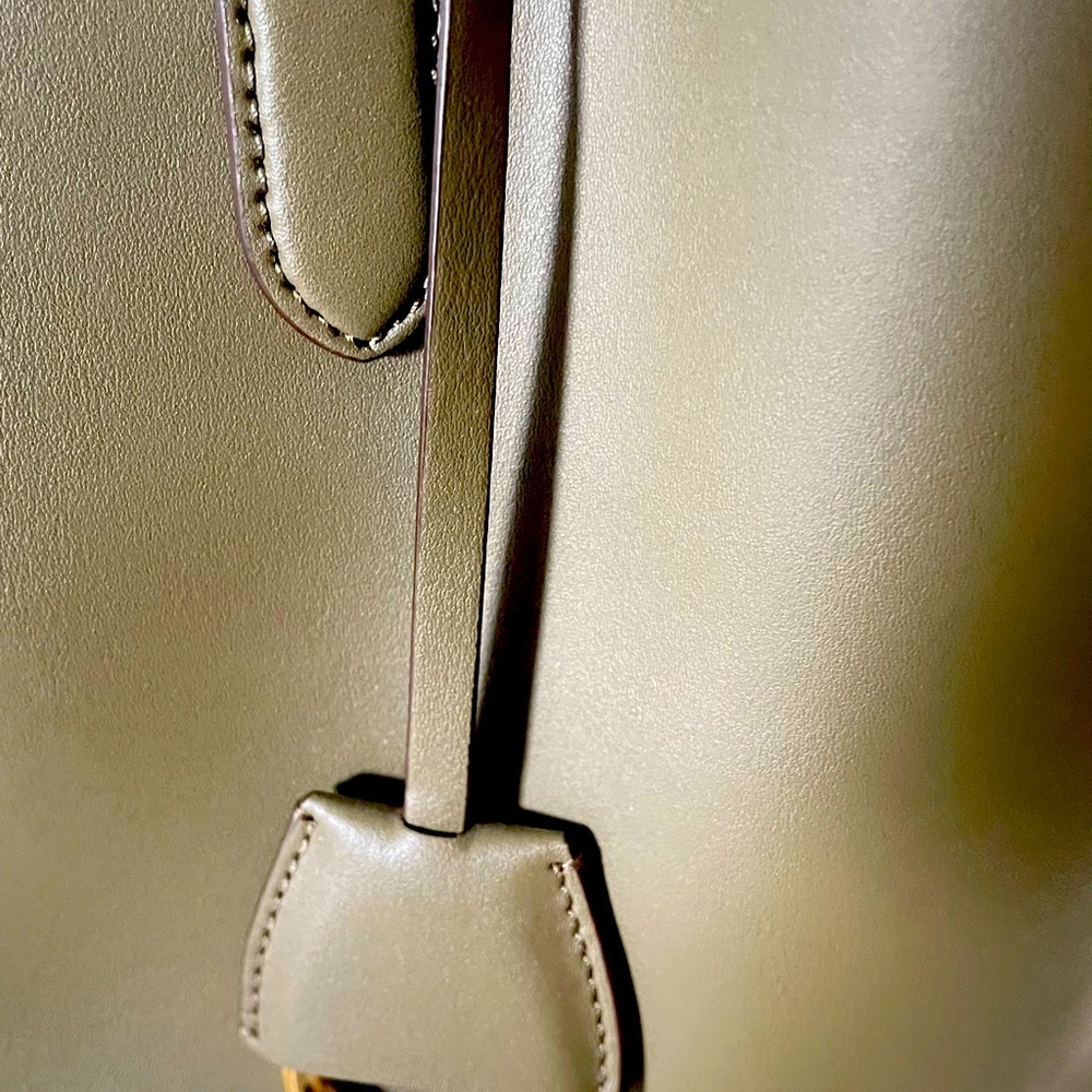 BRAND NEW,  LAUREN, by RALPH LAUREN LEATHER BAG 
OLIVE GREEN 
WITH TOP HANDLES - Picture 7 of 10